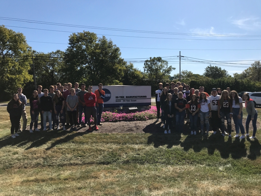 large group of students posing